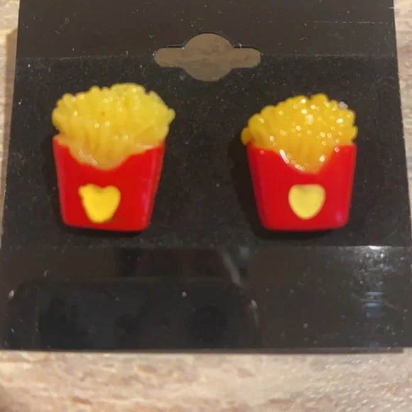 NEW French Fry Earrings - Picture 3 of 4